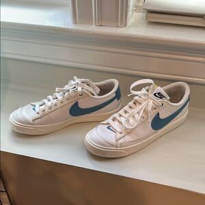 Nike Blazer Low White and Blue Sneakers